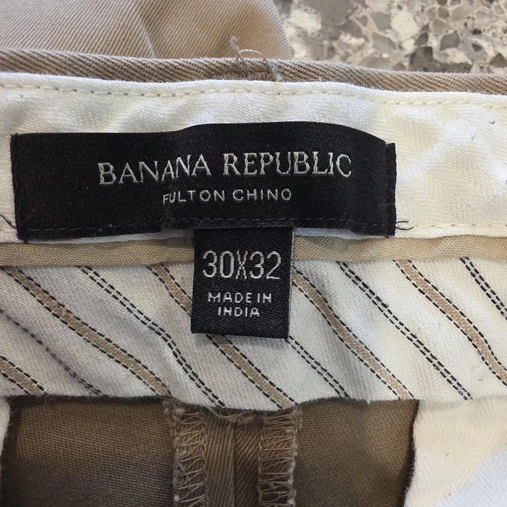 Banana Republic 30x32 Khaki Fulton‎ Skinny Rapid Movement Chino Mens Pants.C135